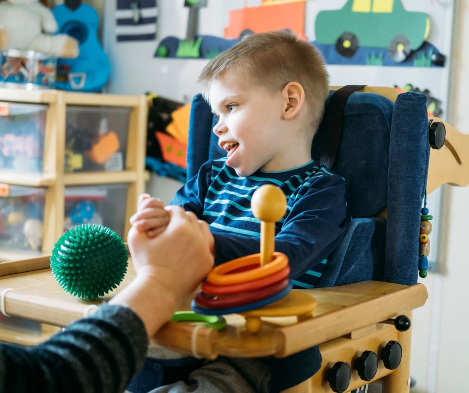 تأهيل أطفال الإعاقة العقلية مصر